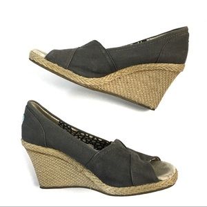 TOMS CLASSIC WEDGE SANDAL GRAY